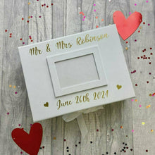 Load image into Gallery viewer, Personalised Mr & Mrs Wedding Date Gift A4 Photo Box