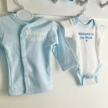 Load image into Gallery viewer, Personalised Luxury 4 Piece Premature Baby Clothing Set