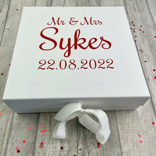 Load image into Gallery viewer, Personalised Mr & Mrs Wedding Memory Keepsake Gift Box