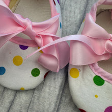 Load image into Gallery viewer, Baby Girls Pink Multi Colour Polka Dot Crib Shoes
